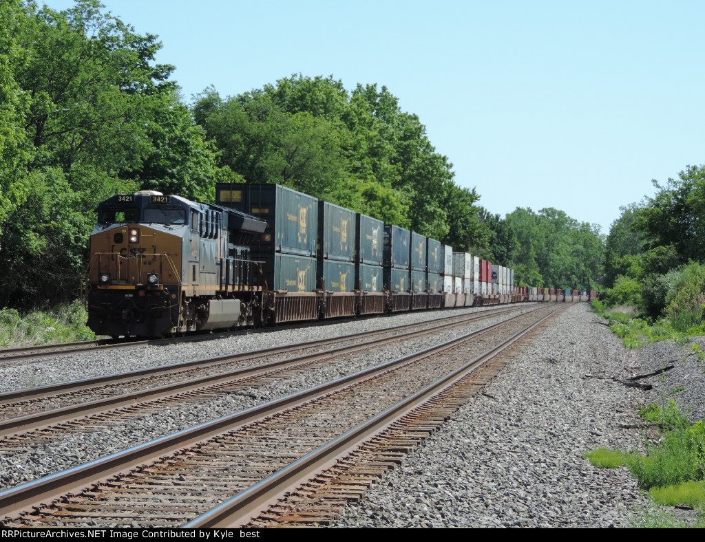 CSX 3421 on I157